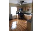 Large Renovated Unit Spring Hill * Walk Porter ...