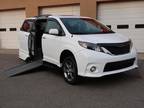 2013 Toyota Sienna 5dr 8-Pass Van V6 SE FWD