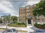 Studio Apartment In Fenway With Heat And Hot Wa...