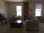 3 Bd On Davis Ave., 2 Bath, Avail 09/01, Laundr...