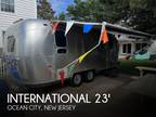 2009 Airstream International 23D Signature