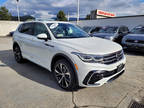 2024 Volkswagen Tiguan Highline R-Line ( BRAND NEW )