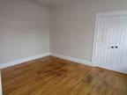 Adorable 1 Bedroom Apartment Available For July...