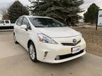 2012 TOYOTA PRIUS V Package 5