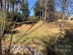 Flat Rock, Great location and wonderful lot to build your