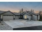 Custom Eagle Ridge Daylight Rancher with Views