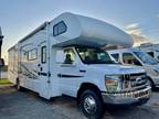 2014 Thor Motor Coach Four Winds 31L 32ft