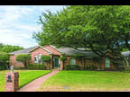 Waco 4BR 2.5BA, Wonderful floorplan. Light, bright & open.