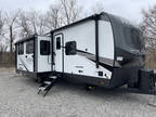 2023 Forest River Rockwood Signature 8336BH 35ft