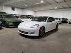 2013 Porsche Panamera 4dr HB