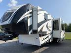 2014 Dutchmen Voltage Epic 3950 39ft