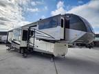 2016 Forest River Cardinal 3825FL