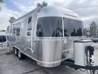 2024 Airstream Flying Cloud 23FBT Twin 23ft