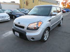 2011 Kia Soul + 4dr Crossover 4A