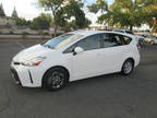 2016 Toyota Prius v 5dr HB