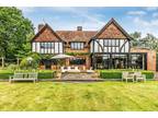 5 bedroom detached house for sale in Oxted, RH8 - 35451752 on