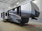 2022 Forest River Cardinal Luxury 360RLX
