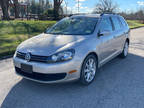 2014 Volkswagen Jetta SportWagen TDI 4dr Wagon 6M w/Sunroof and Navigation