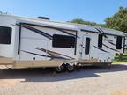 2019 Palomino Columbus 1492 366 RL 40ft