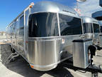 2024 Airstream Flying Cloud 30FBB BUNK 30ft