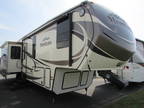 2015 Keystone Montana 3610RL 36ft