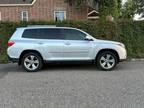 2012 Toyota Highlander Limited AWD, Leather Seats, Low Miles - Luxury and