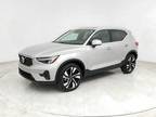 2023 Volvo XC40 B5 Plus Bright Theme