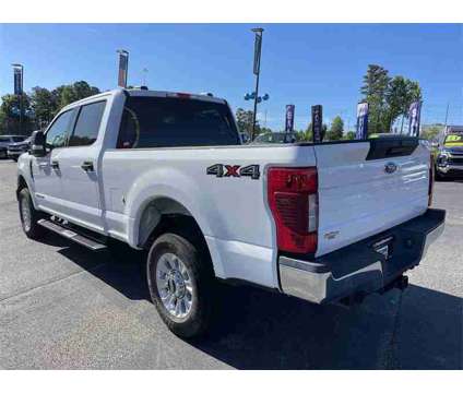 2021 Ford F-250SD XLT is a White 2021 Ford F-250 XLT Truck in Newnan GA