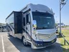 2024 Fleetwood Discovery LXE 44B