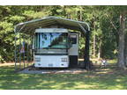 2001 Fleetwood Discovery 37U 38ft