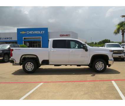 2024 Chevrolet Silverado 2500HD LT is a White 2024 Chevrolet Silverado 2500 LT Truck in Bay City TX