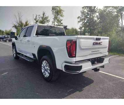 2020 GMC Sierra 2500HD Denali is a White 2020 GMC Sierra 2500 Denali Truck in Ransomville NY