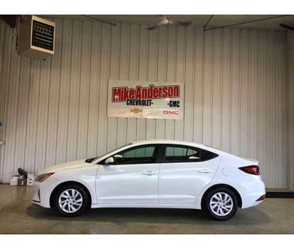 2019 Hyundai Elantra SE is a White 2019 Hyundai Elantra SE Sedan in Logansport IN