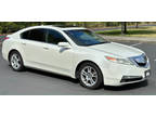 2010 Acura TL 4dr Sdn 2WD Loaded 124k miles