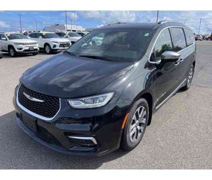 2023 Chrysler Pacifica Pinnacle is a Black 2023 Chrysler Pacifica Car for Sale in Oswego NY