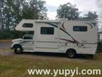 2000 Ford E450 Gulfstream Conquest RV/Motorhome with Very Low Mileage