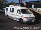 2003 WINNEBAGO Rialta 22 QD Coach