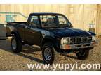 1981 Toyota SR5 Hilux Pickup Manual 4x4 Factory A/C