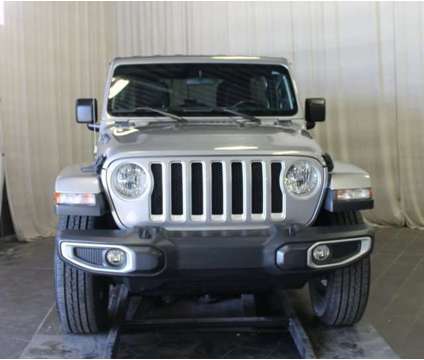 2020 Jeep Wrangler Unlimited Sahara is a Silver 2020 Jeep Wrangler Unlimited Sahara SUV in Bay City MI