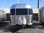 2024 Airstream Flying Cloud 23 FBQ QUEEN 23ft