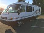 2000 Airstream Land Yacht 30ft. Class A