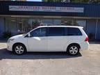 2011 Volkswagen Routan SE