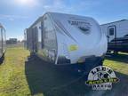 2017 Coachmen Freedom Express 320BHDS 36ft