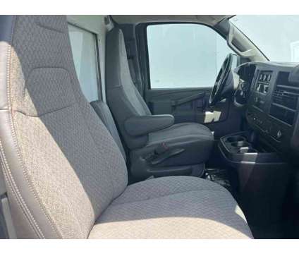 2021 Chevrolet Express 3500 Work Van Cutaway is a White 2021 Chevrolet Express 3500 Work Van Van in Effingham IL