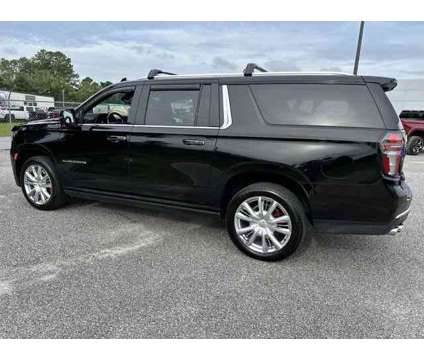 2022 Chevrolet Suburban High Country is a Black 2022 Chevrolet Suburban 1500 Trim SUV in Little River SC