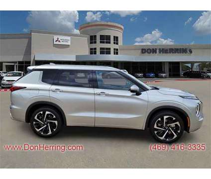 2024 Mitsubishi Outlander SEL is a Silver 2024 Mitsubishi Outlander SEL SUV in Plano TX