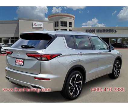 2024 Mitsubishi Outlander SEL is a Silver 2024 Mitsubishi Outlander SEL SUV in Plano TX