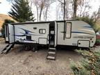 2019 Forest River Cherokee Alpha Wolf 26DBH-L 32ft