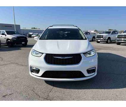 2022 Chrysler Pacifica Touring L is a White 2022 Chrysler Pacifica Touring Car for Sale in Fort Smith AR