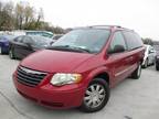 2006 Chrysler Town & Country LWB 4dr Touring